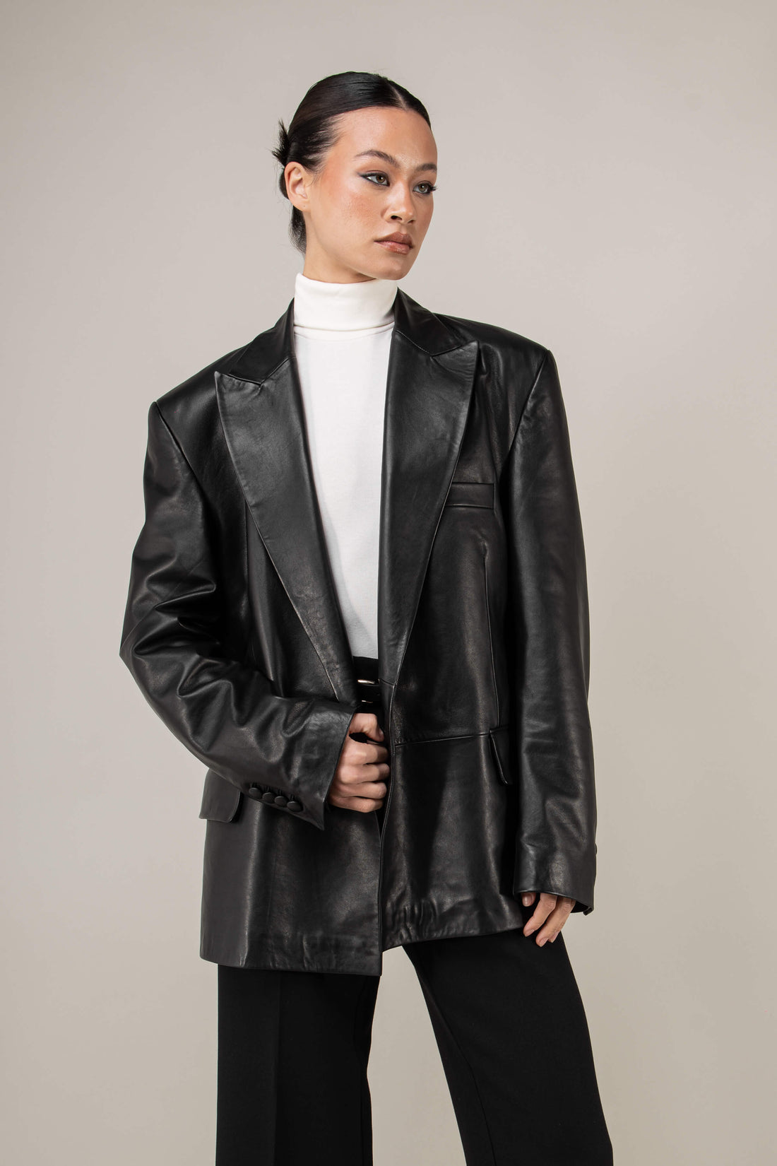 Oversized Grand Peak Premium Leather Blazer (Woman)